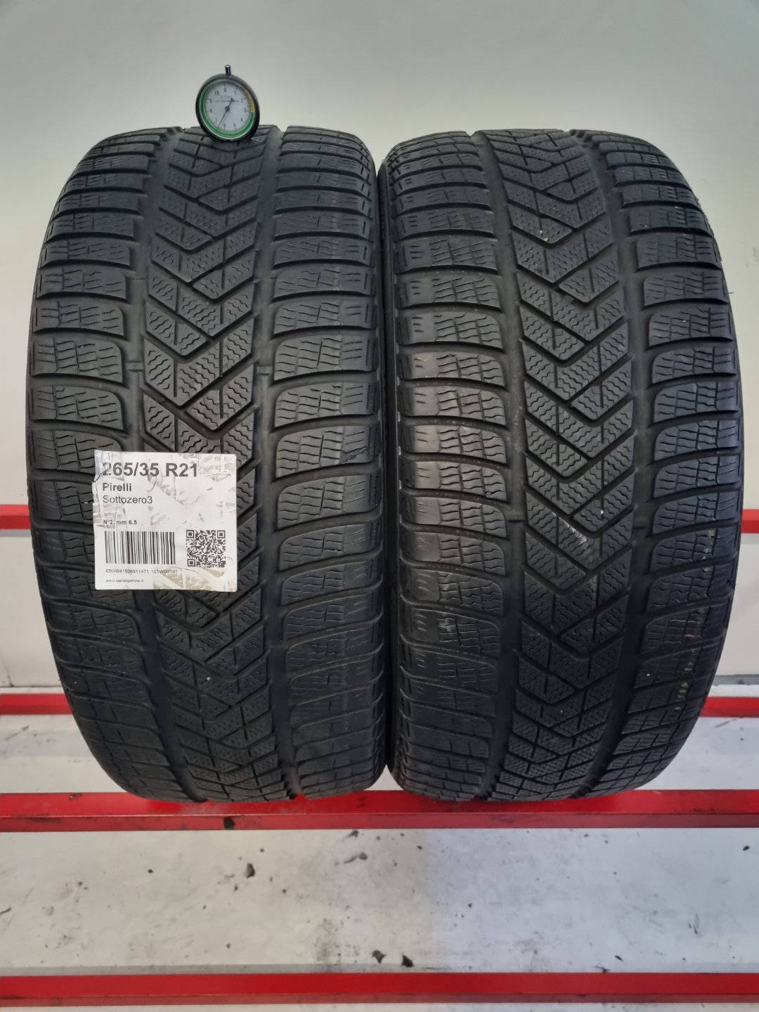 Pneumatico usato Pirelli battistrada