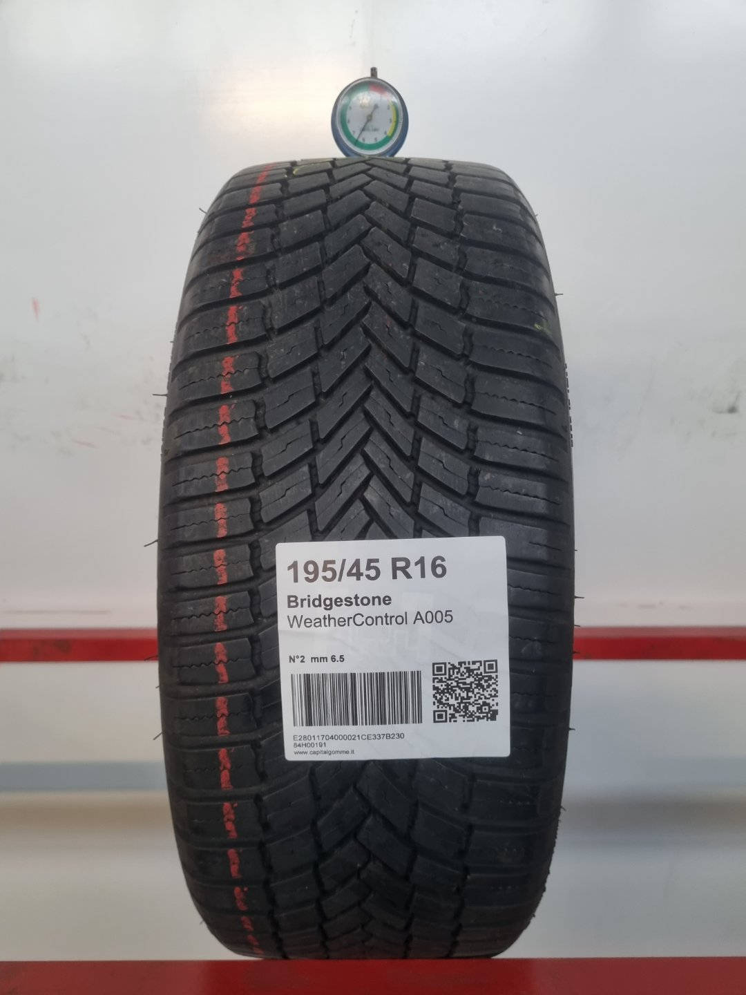 Gomma usata Bridgestone WeatherControl A005 195/45 R16 Quattro Stagioni - Capital Gomme