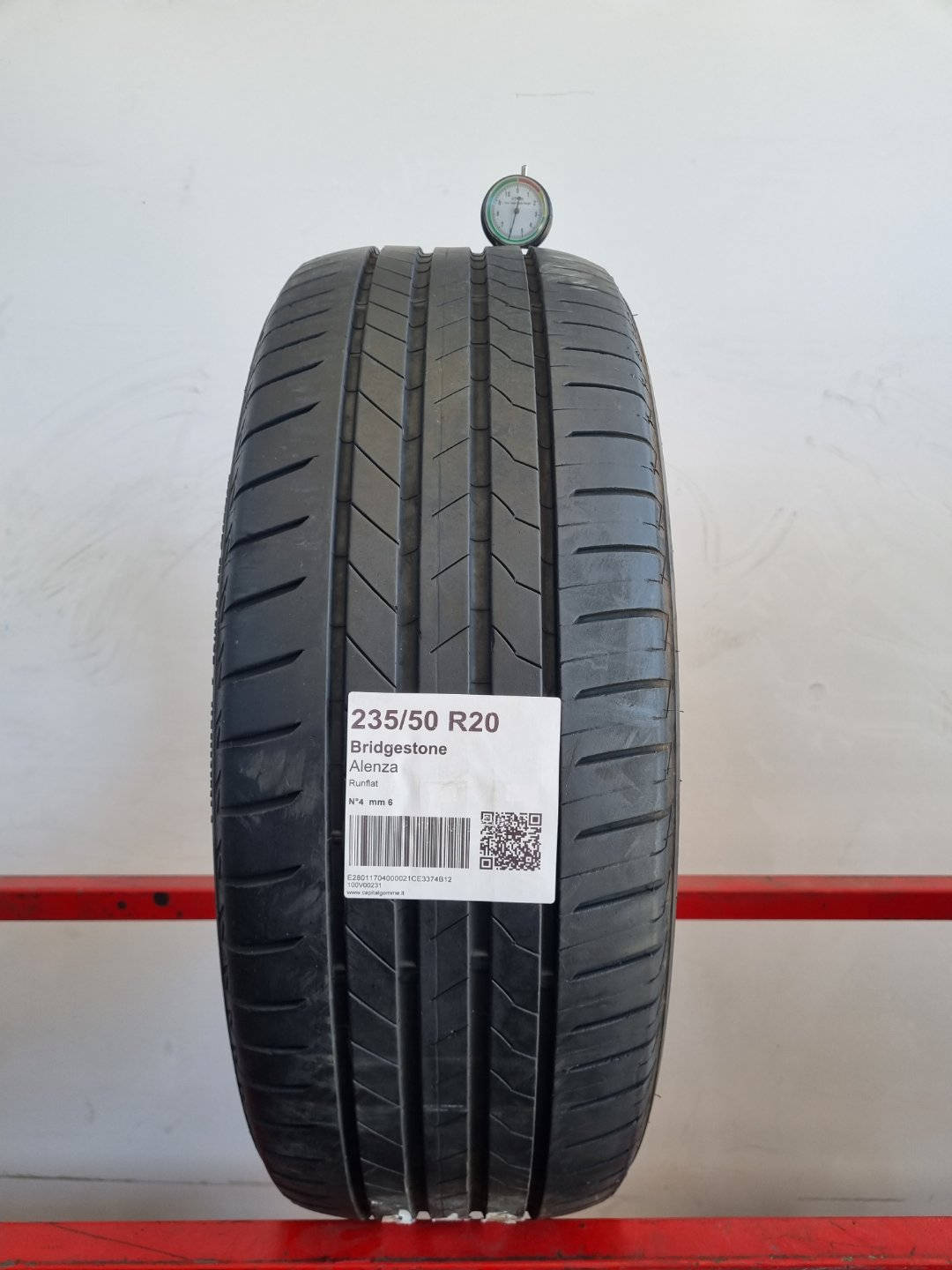 Gomma usata Bridgestone Alenza 235/50 R20 Estiva - Capital Gomme