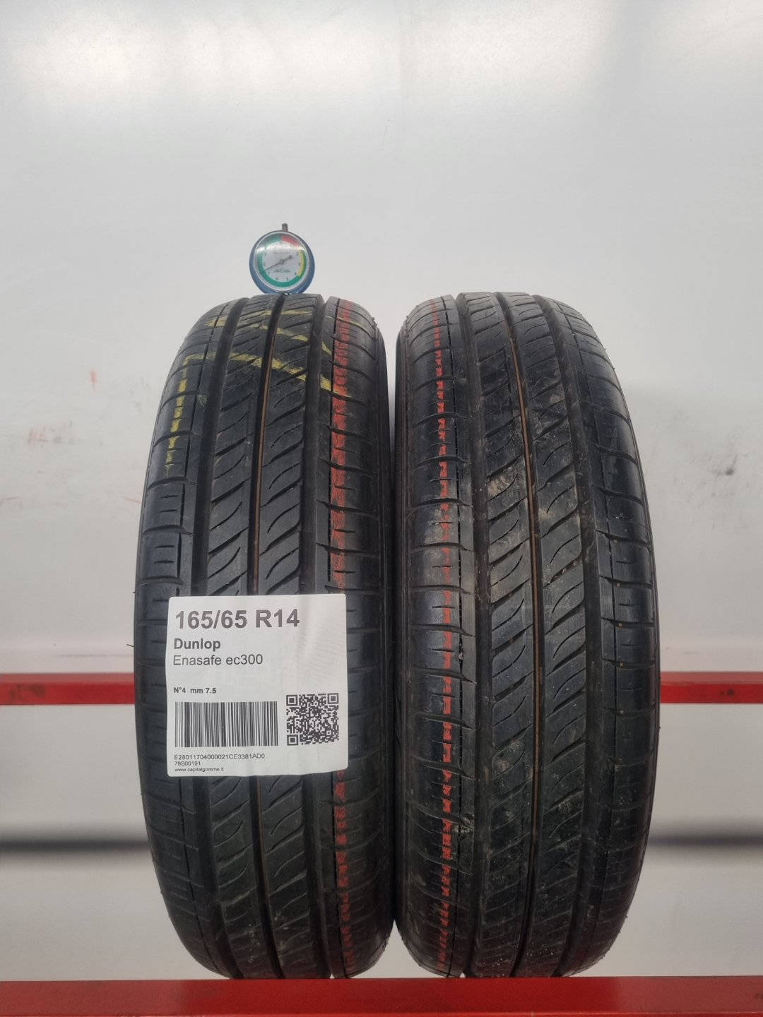 Pneumatico usato Dunlop battistrada