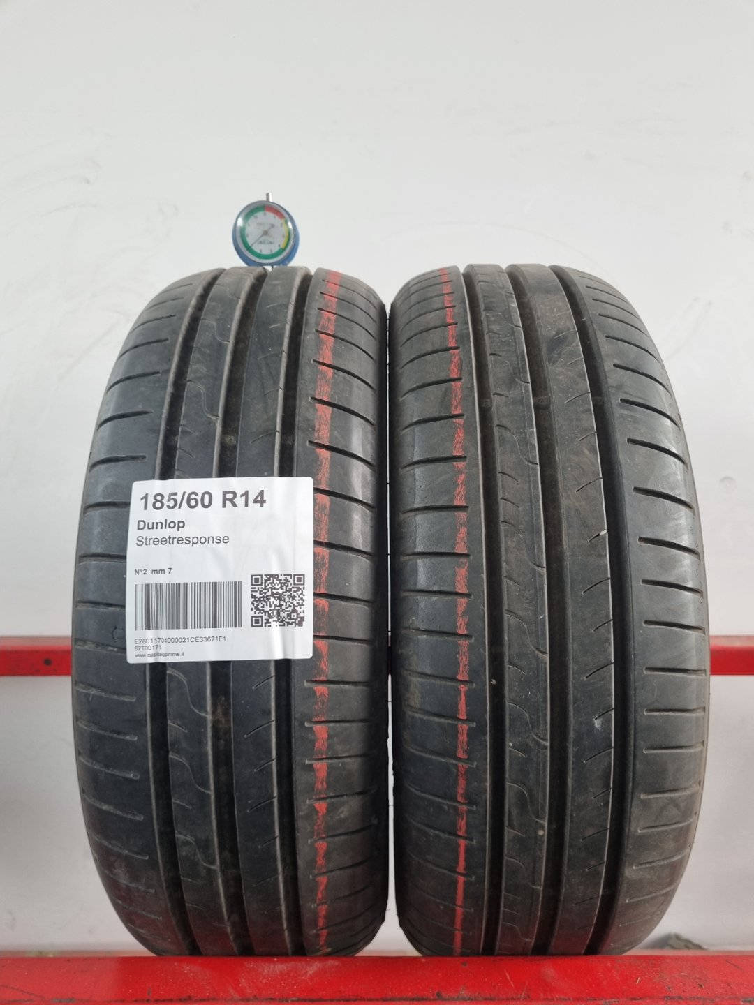 Pneumatico usato Dunlop battistrada