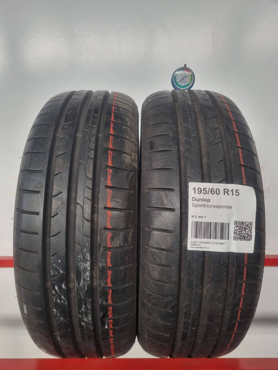 Pneumatico usato Dunlop battistrada