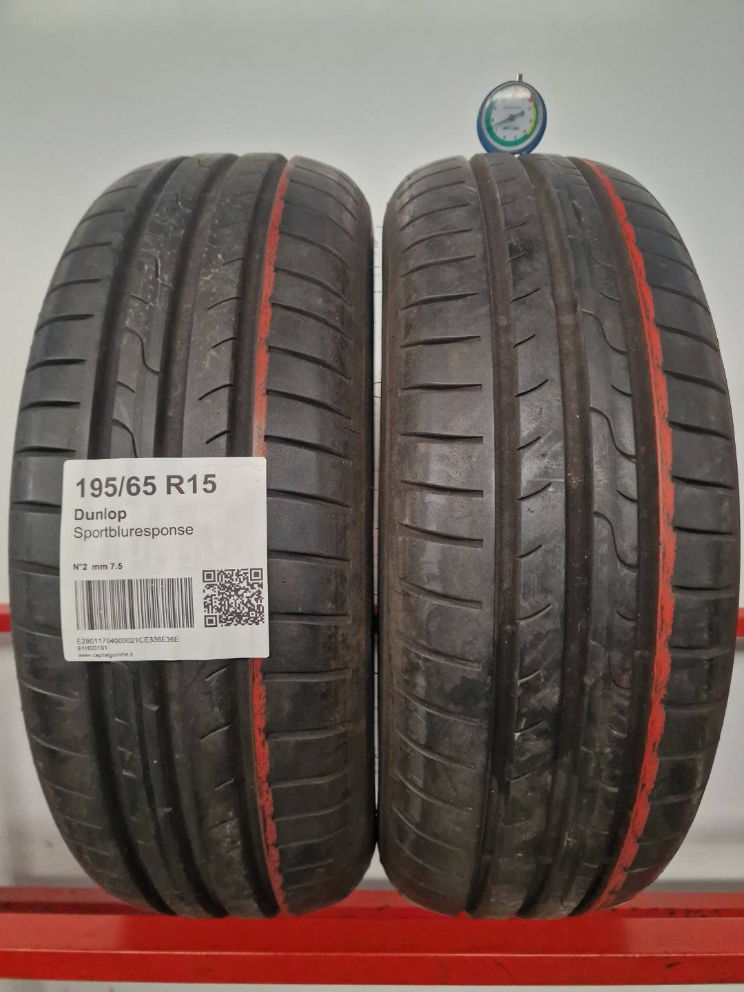 Pneumatico usato Dunlop battistrada