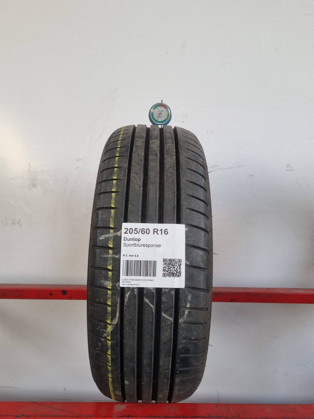 Gomma usata Dunlop Sportbluresponse 205/60 R16 Estiva - Capital Gomme