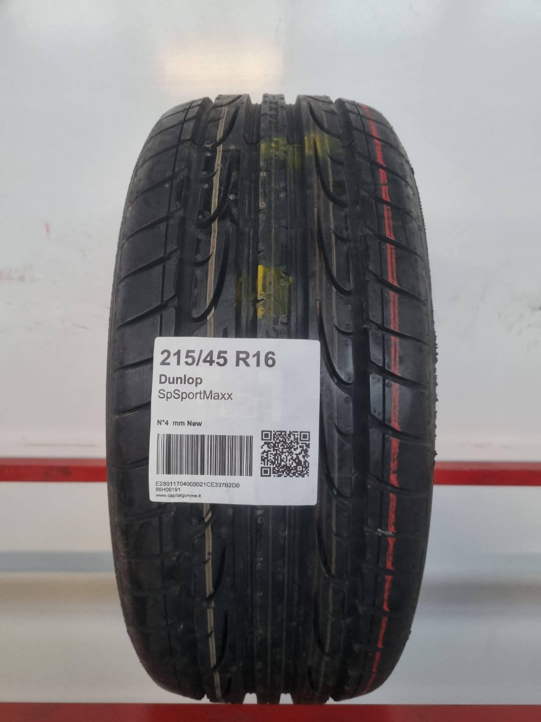 Gomma usata Dunlop SpSportMaxx 215/45 R16 Estiva - Capital Gomme