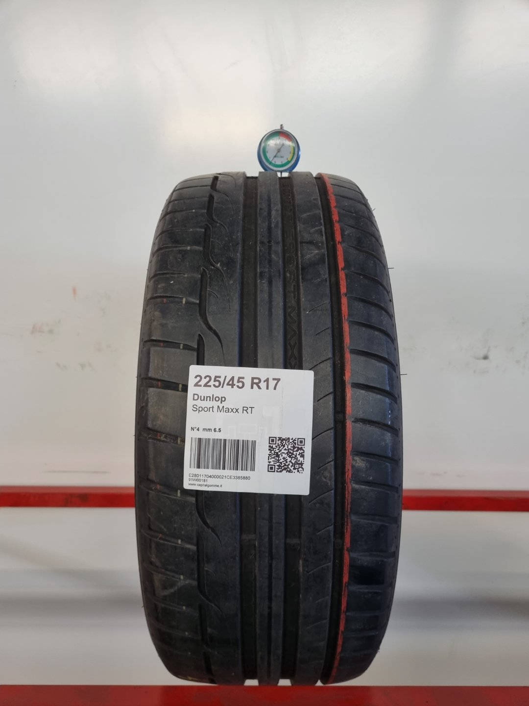Gomma usata Dunlop Sport Maxx RT 225/45 R17 Estiva - Capital Gomme
