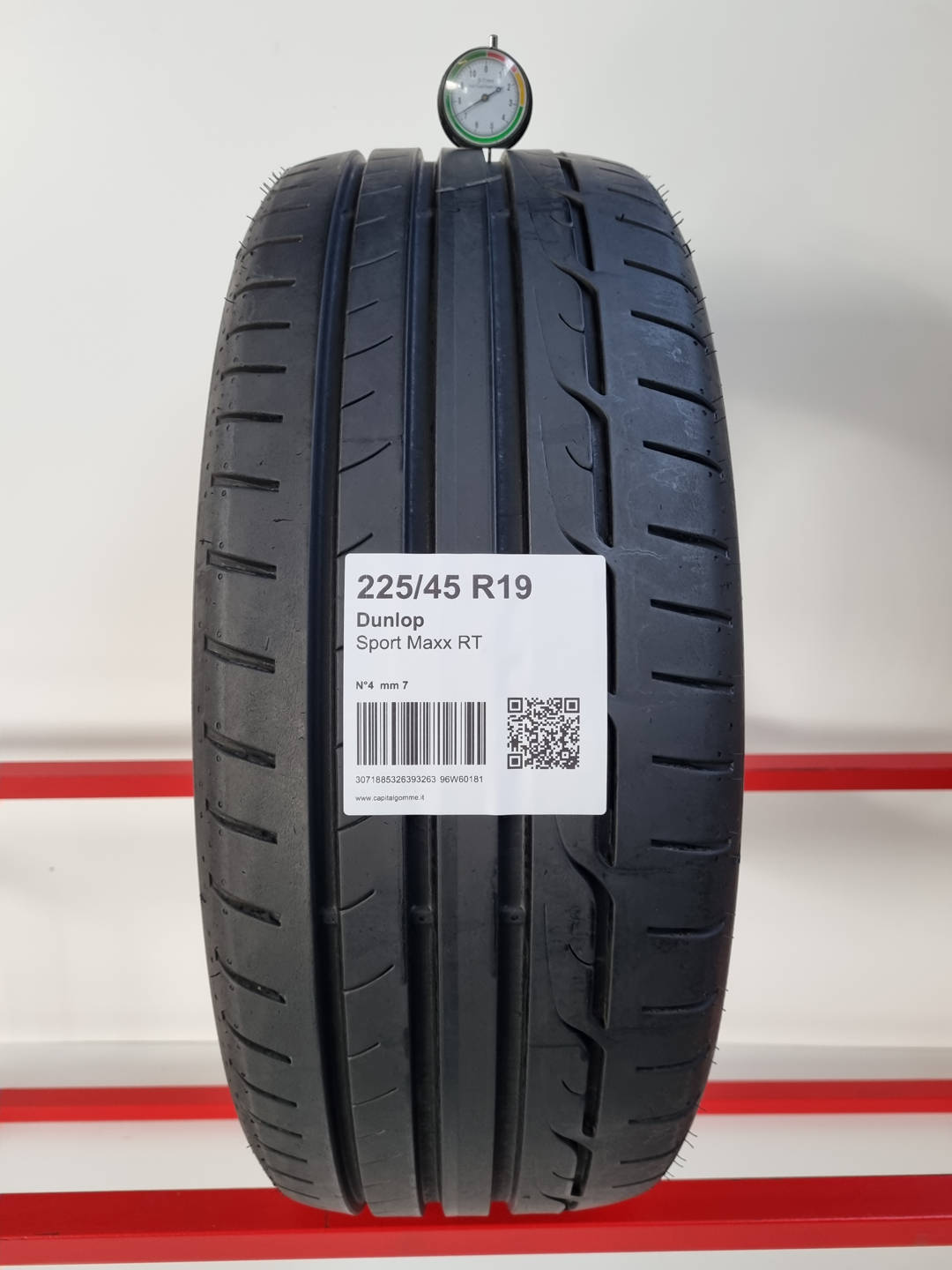 Gomma usata Dunlop Sport Maxx RT 225/45 R19 Estiva - Capital Gomme