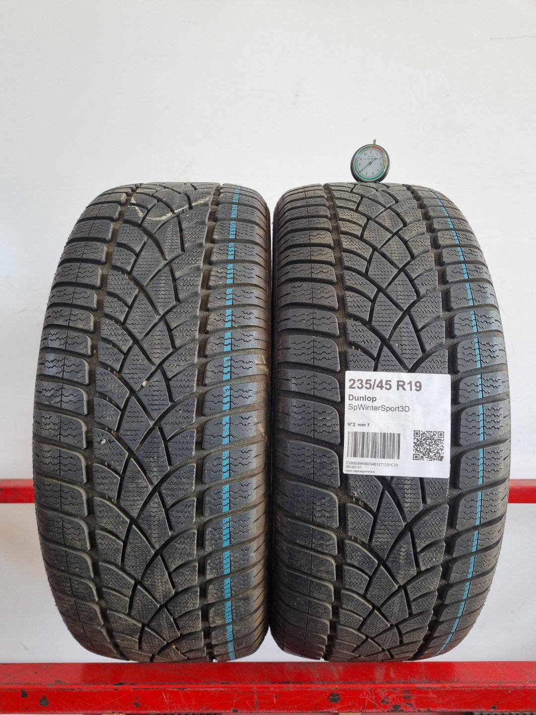 Pneumatico usato Dunlop battistrada