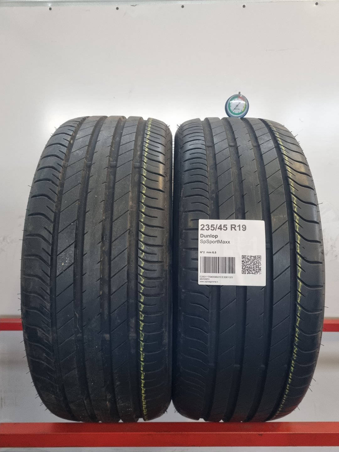 Pneumatico usato Dunlop battistrada