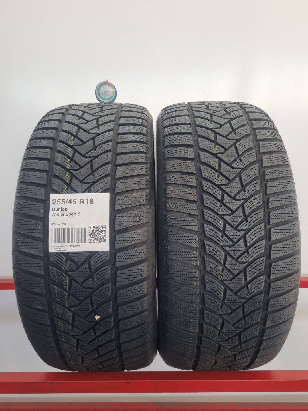 Pneumatico usato Dunlop battistrada