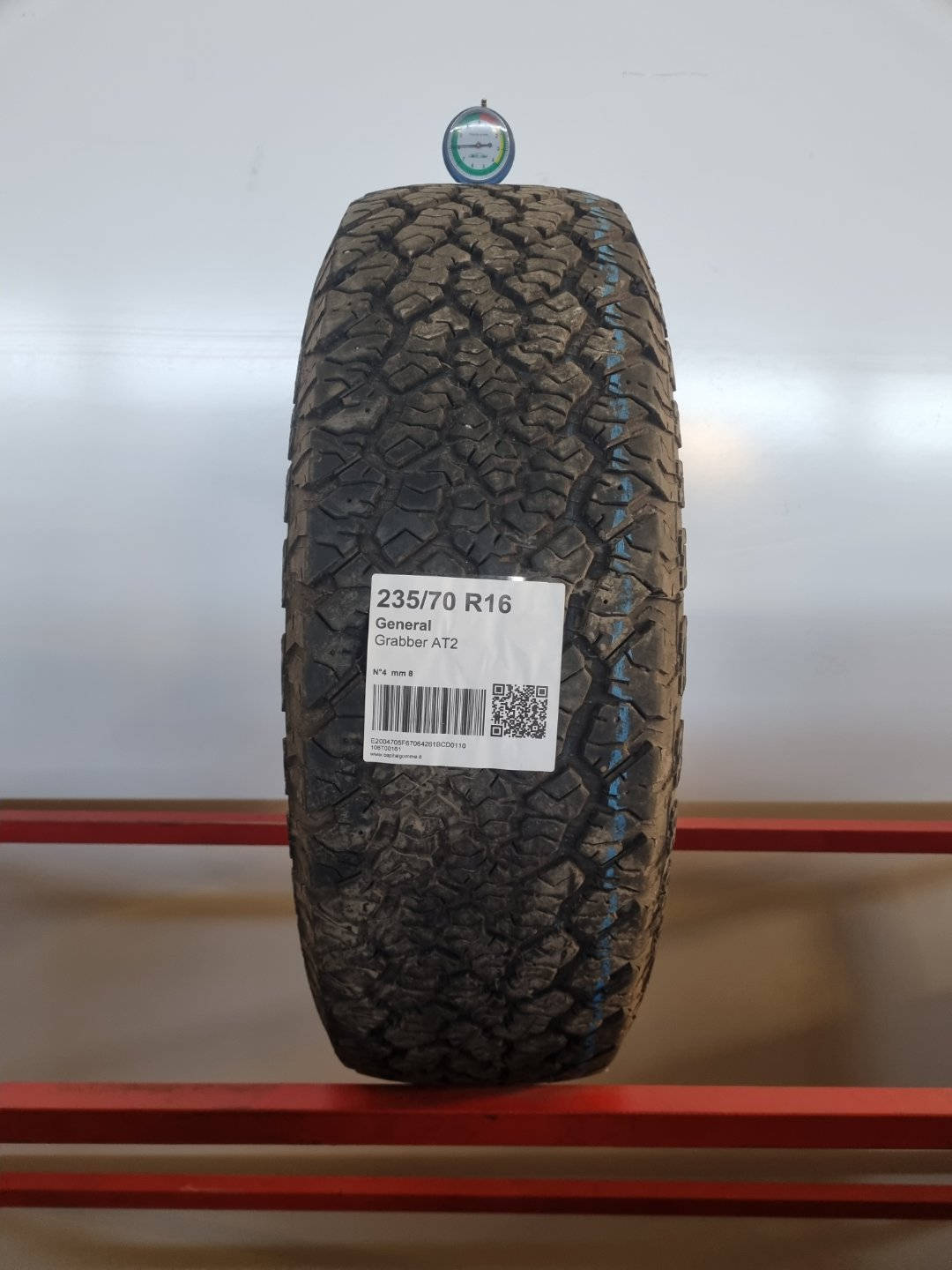 Gomma usata General Grabber AT2 235/70 R16 Quattro Stagioni - Capital Gomme