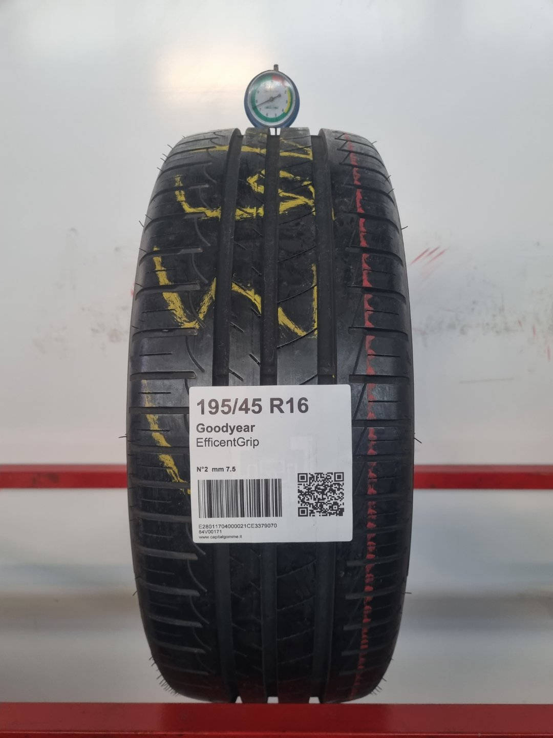 Gomma usata Goodyear EfficentGrip 195/45 R16 Estiva - Capital Gomme
