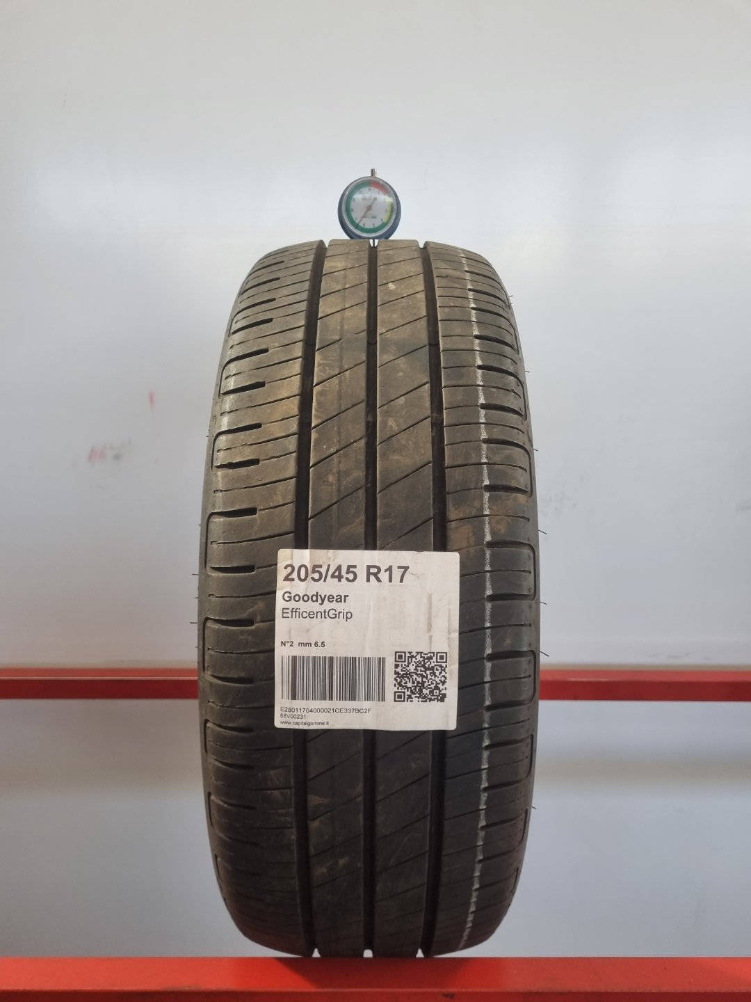 Gomma usata Goodyear EfficentGrip 205/45 R17 Estiva - Capital Gomme