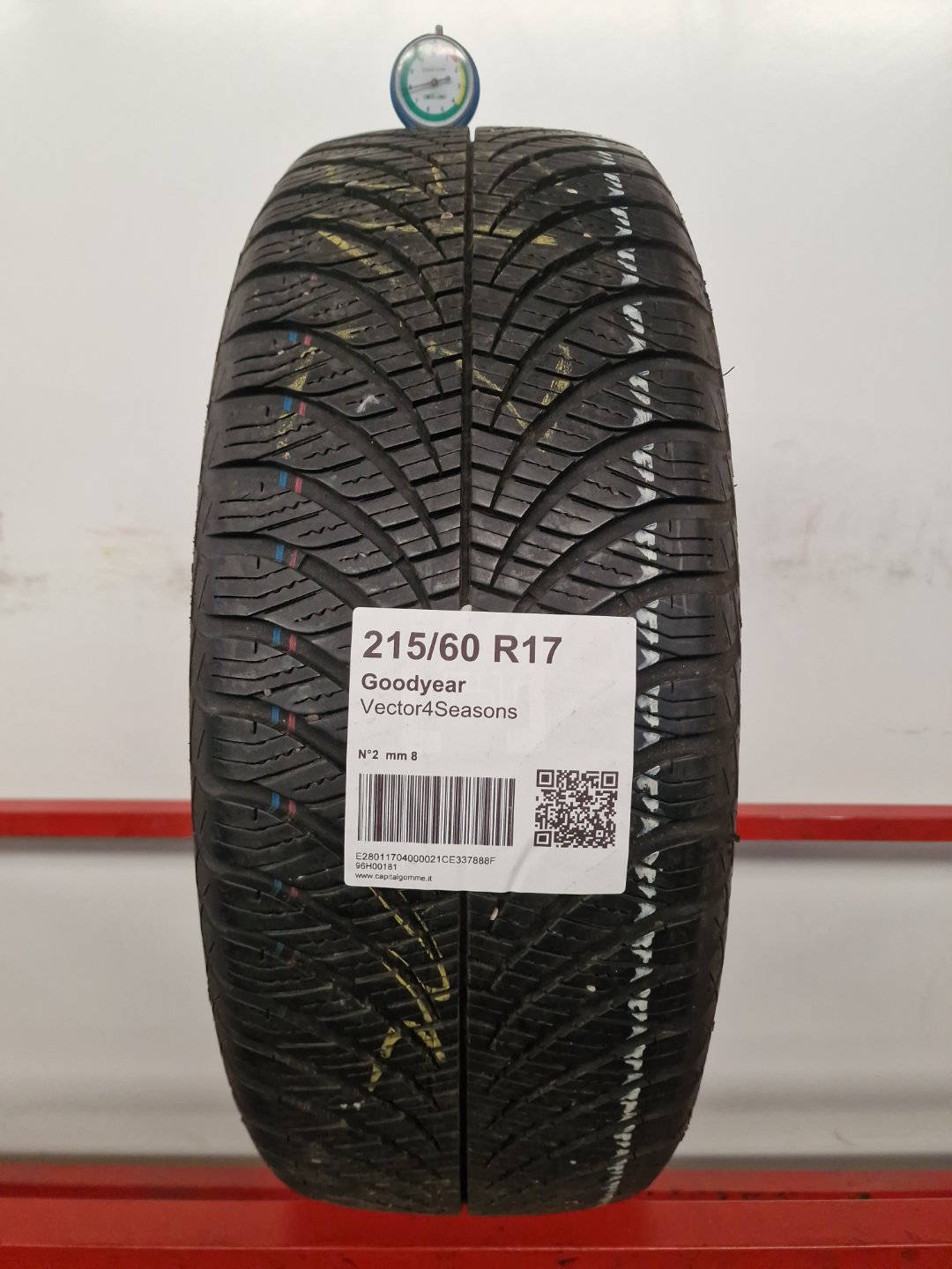 Gomma usata Goodyear Vector4Seasons 215/60 R17 Quattro Stagioni - Capital Gomme