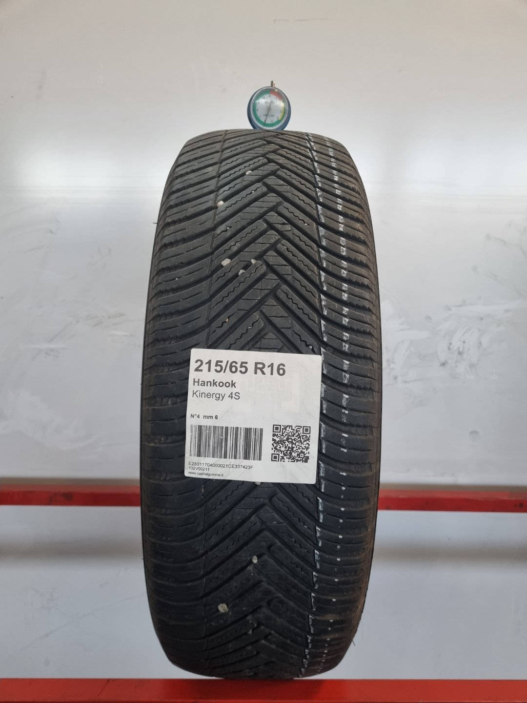 Gomma usata Hankook Kinergy 4S 215/65 R16 Quattro Stagioni - Capital Gomme