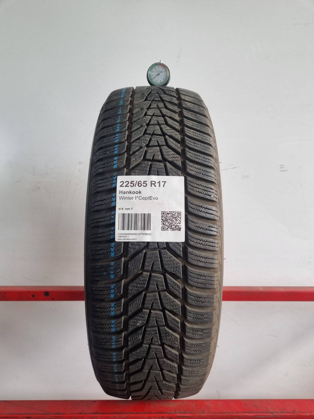 Gomma usata Hankook Winter I*CeptEvo 225/65 R17 Invernale - Capital Gomme