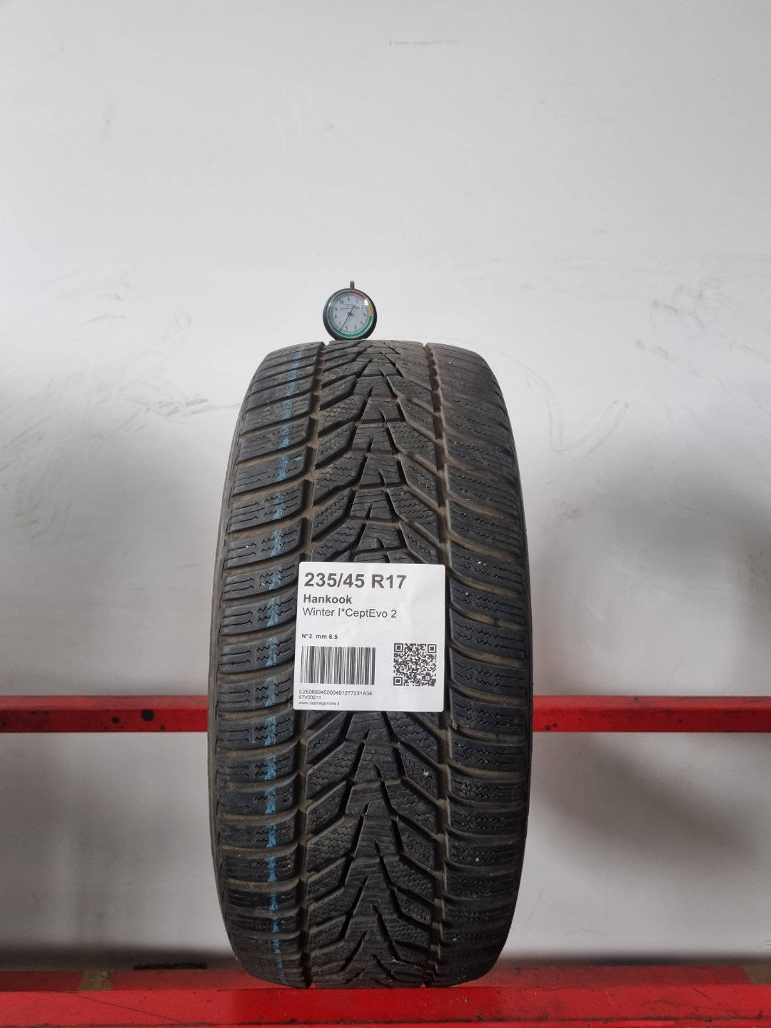 Gomma usata Hankook Winter I*CeptEvo 2 235/45 R17 Invernale - Capital Gomme