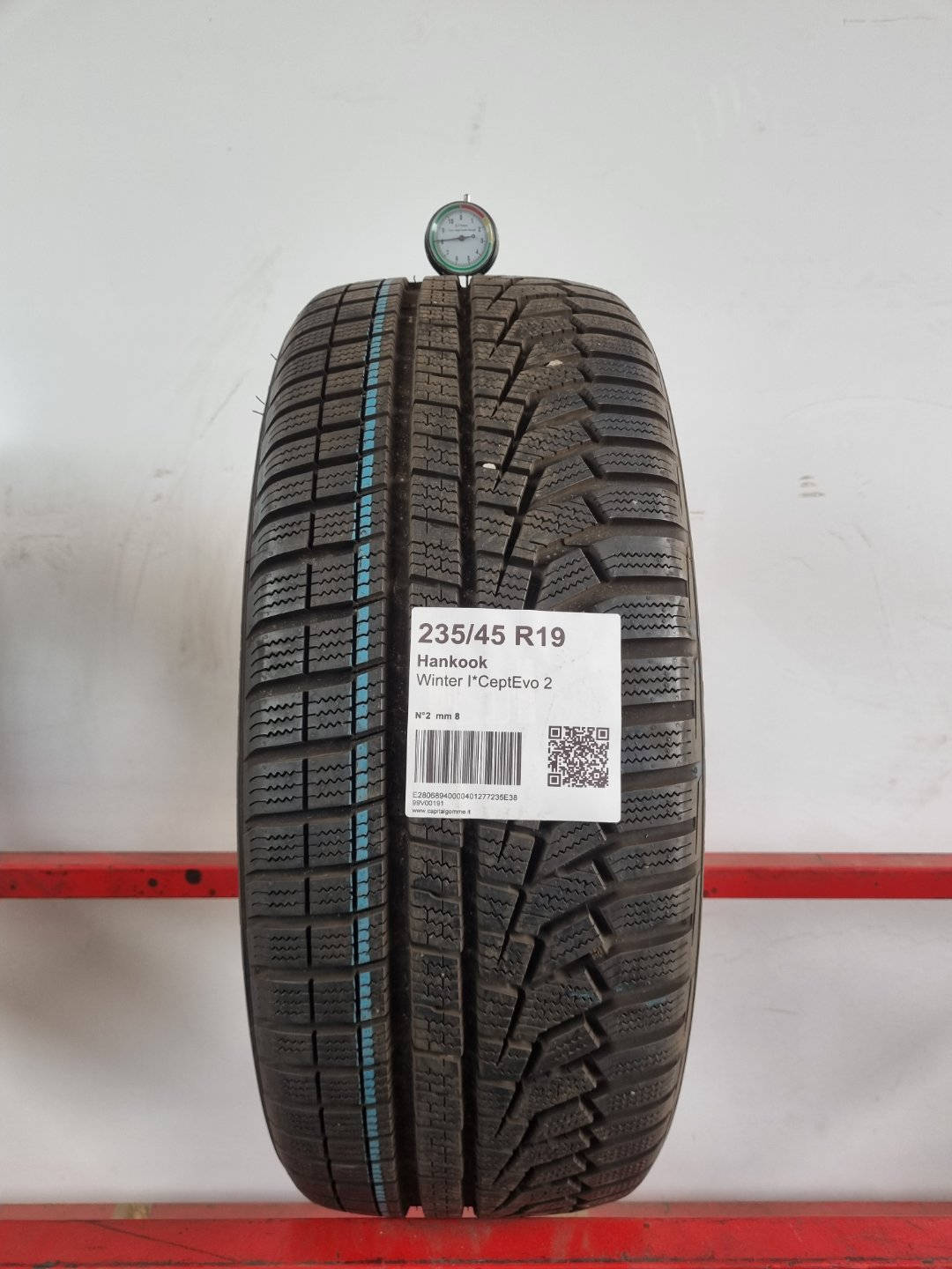 Gomma usata Hankook Winter I*CeptEvo 2 235/45 R19 Invernale - Capital Gomme