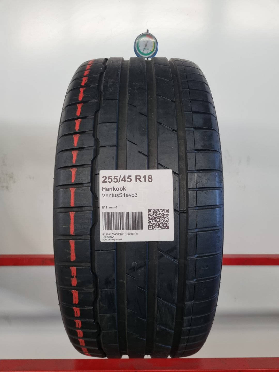 Gomma usata Hankook VentusS1evo3 255/45 R18 Estiva - Capital Gomme