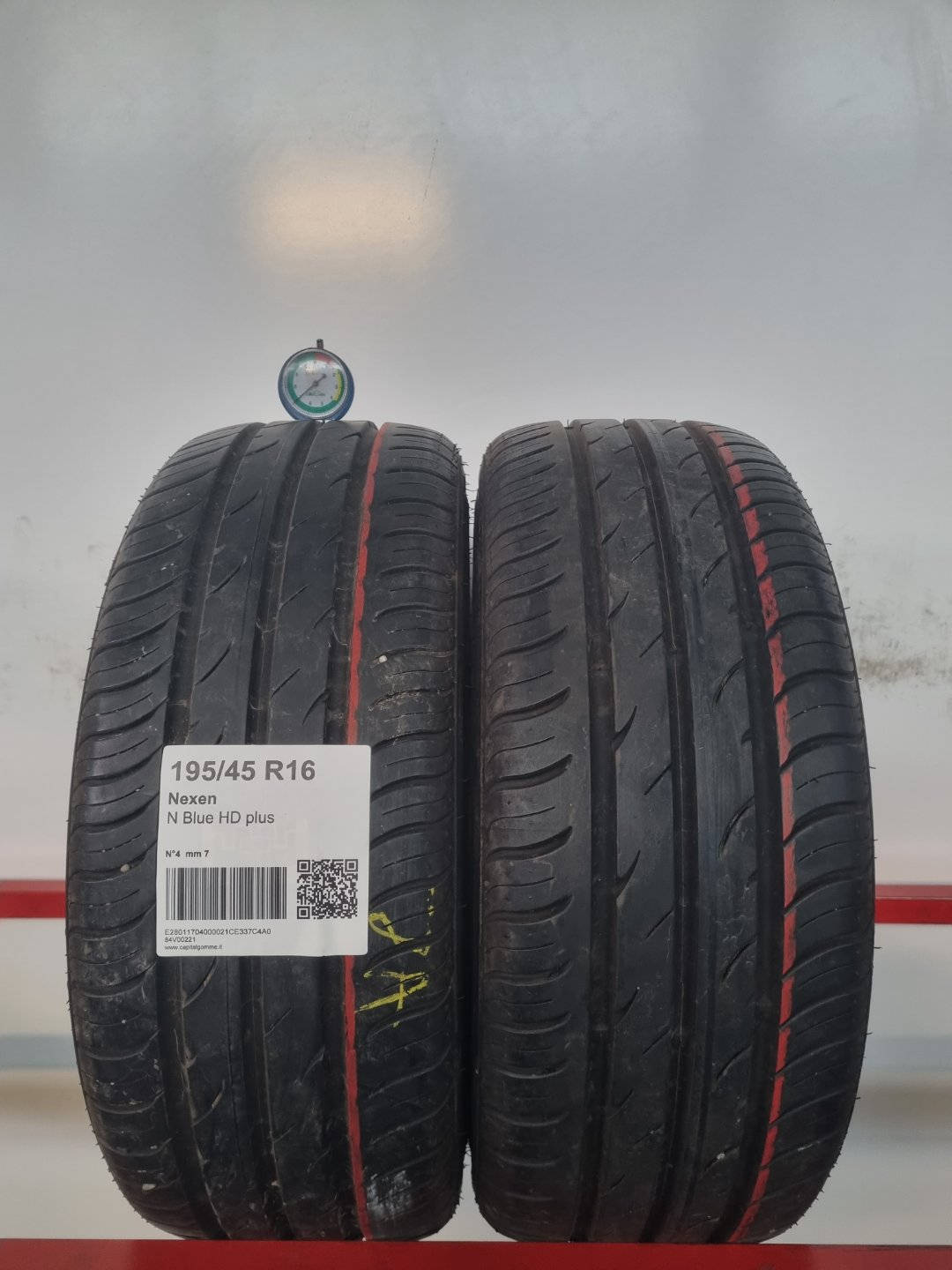 Pneumatico usato Nexen battistrada