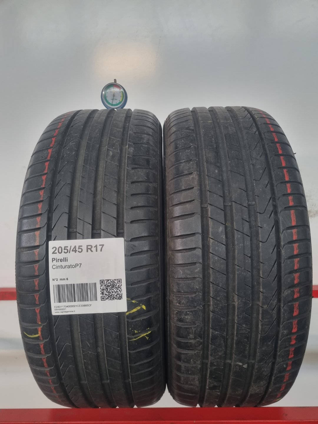 Pneumatico usato Pirelli battistrada