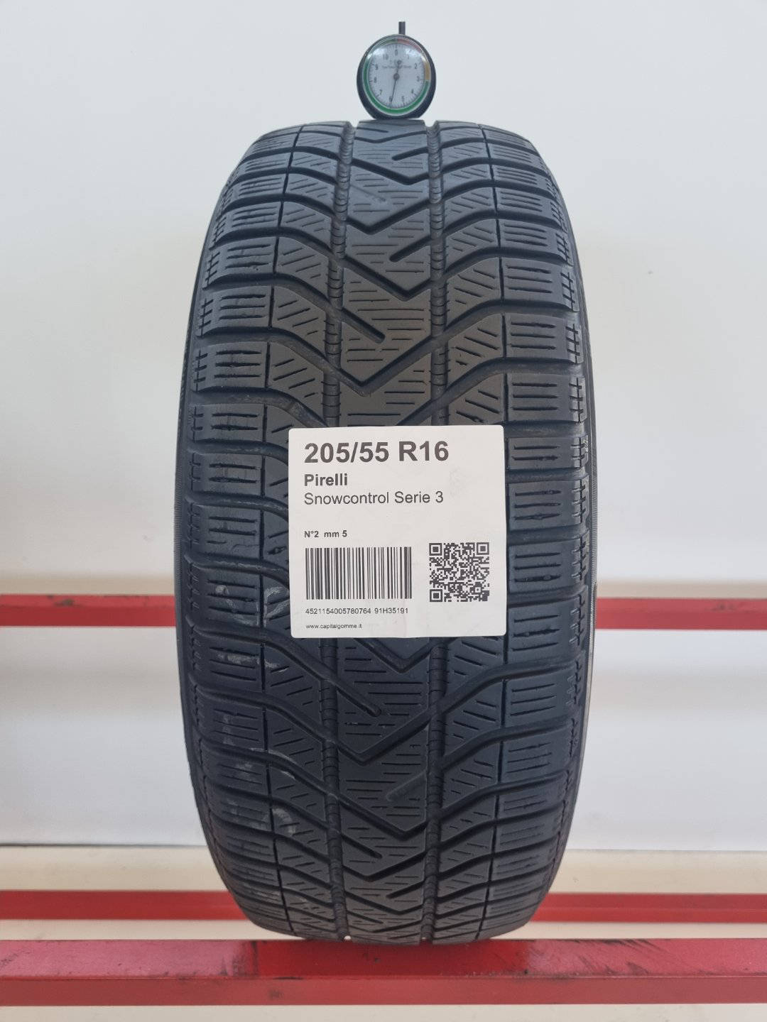 Gomma usata Pirelli Snowcontrol Serie 3 205/55 R16 Invernale - Capital Gomme