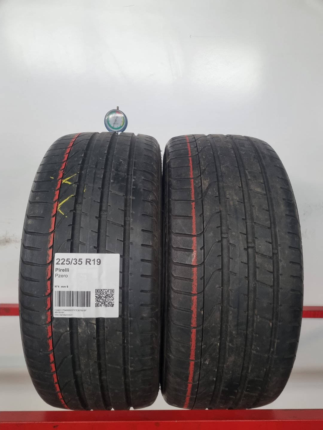 Pneumatico usato Pirelli battistrada