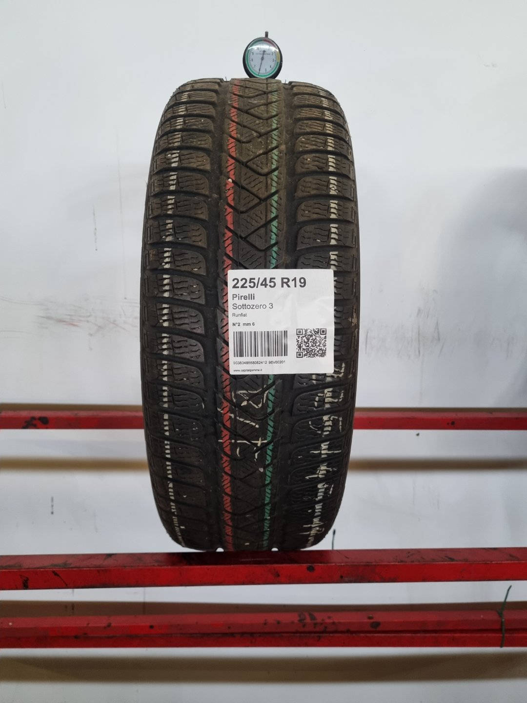 Gomma usata Pirelli Sottozero 3 225/45 R19 Invernale - Capital Gomme
