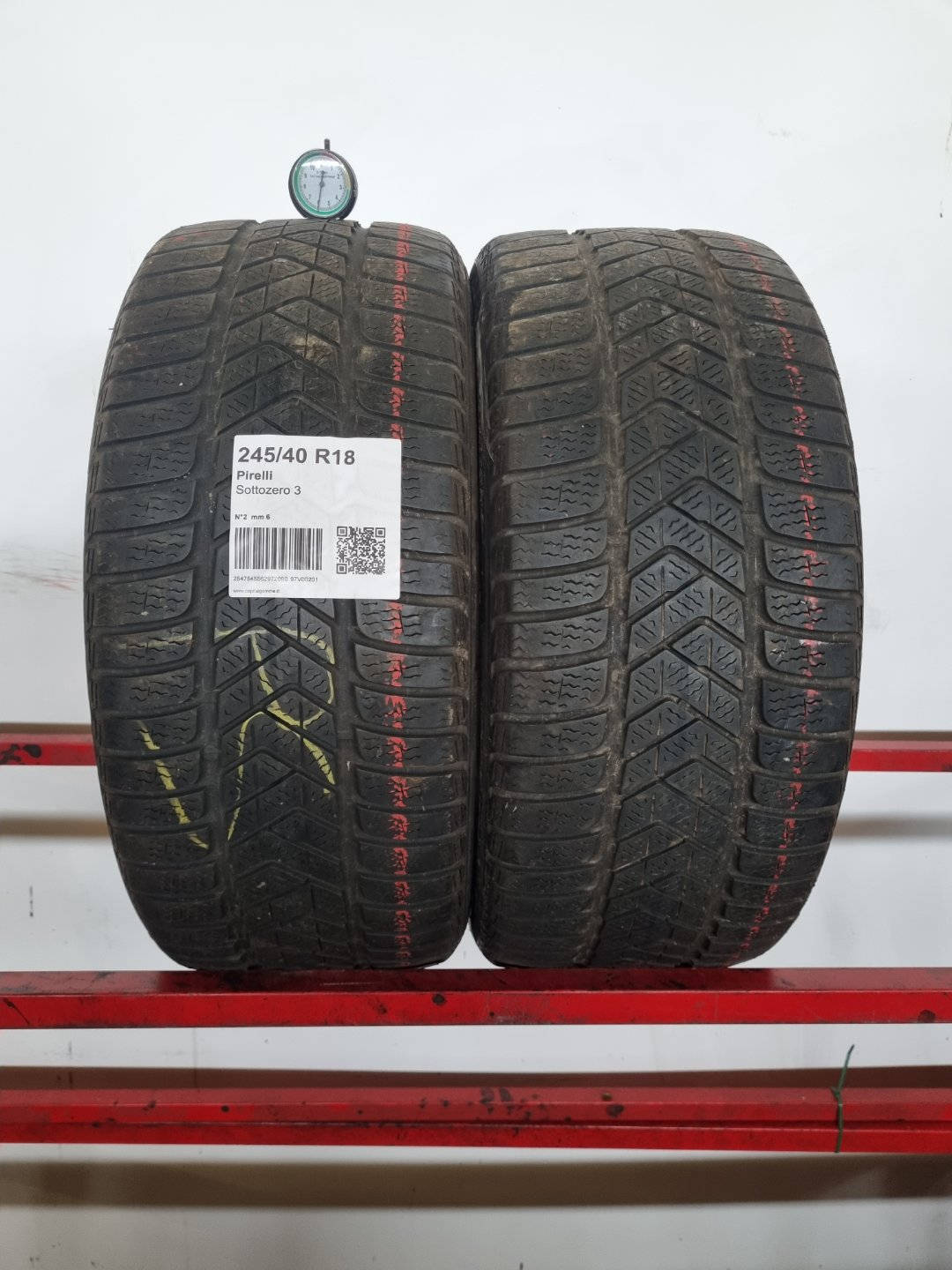 Pneumatico usato Pirelli battistrada