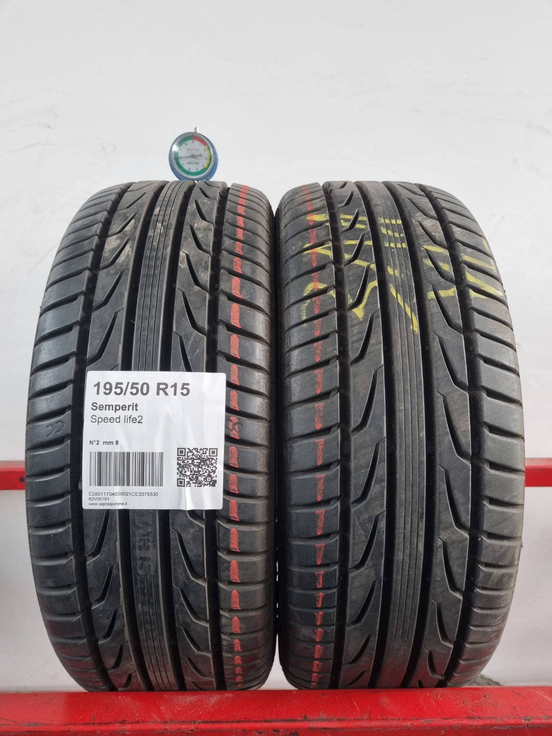 Pneumatico usato Semperit battistrada