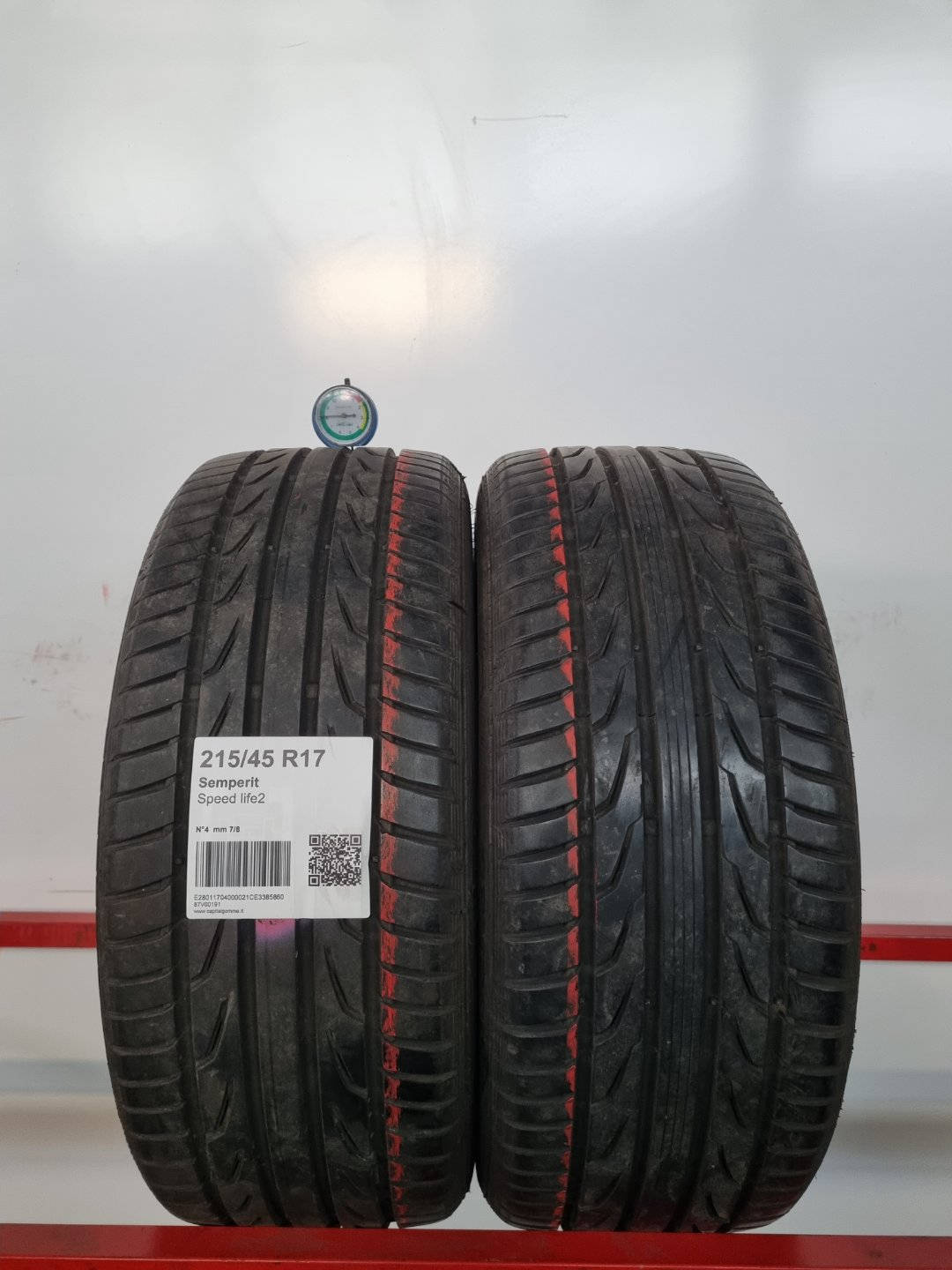 Pneumatico usato Semperit battistrada