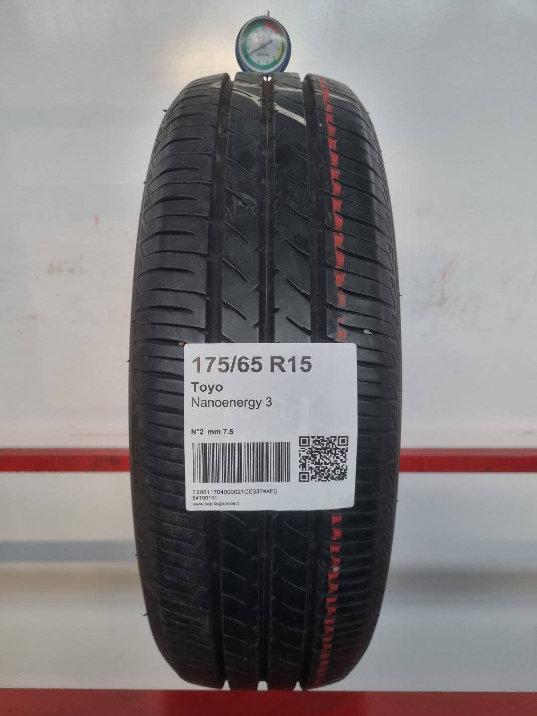Gomma usata Toyo Nanoenergy 3 175/65 R15 Estiva - Capital Gomme