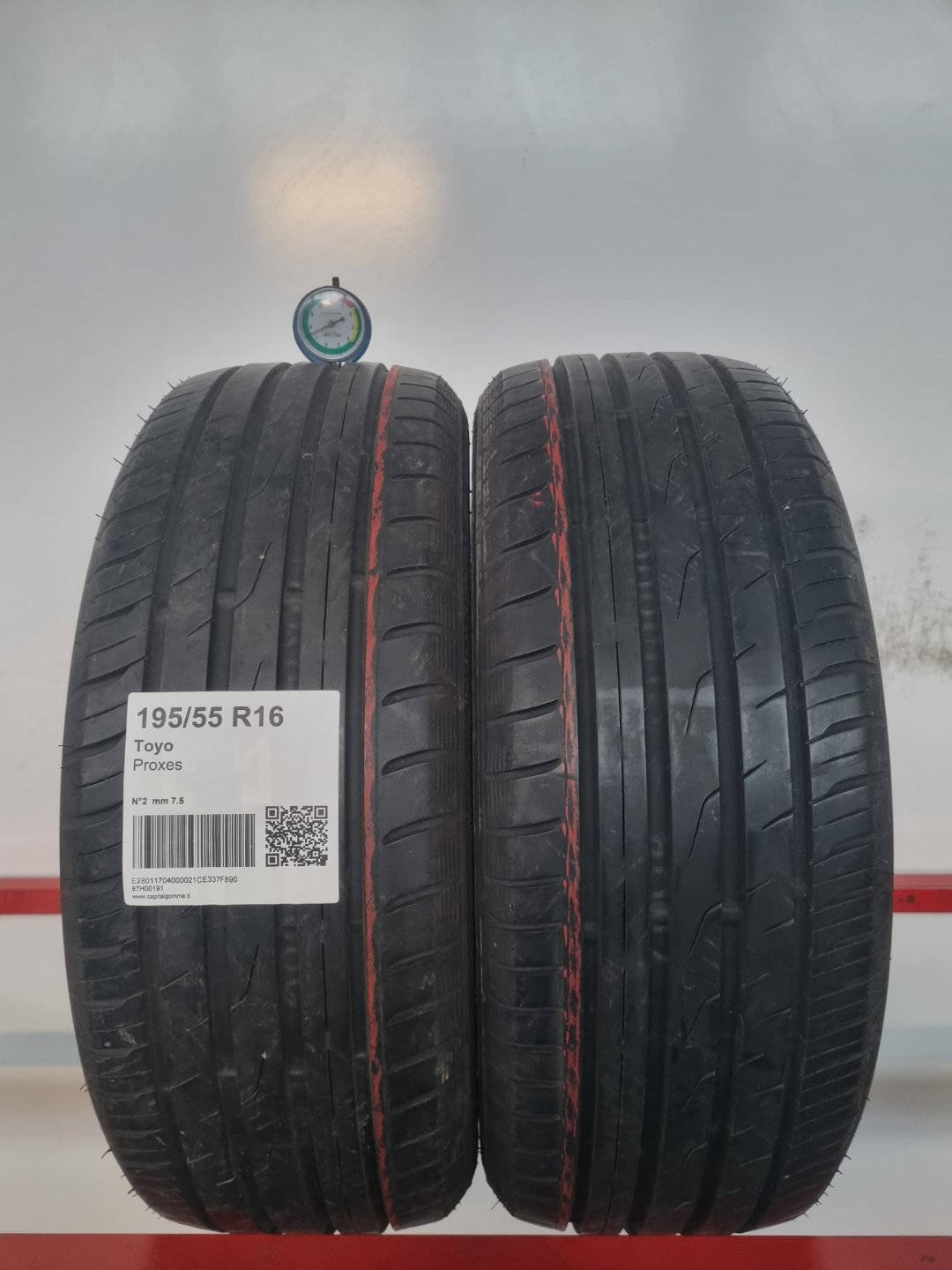 Pneumatico usato Toyo battistrada