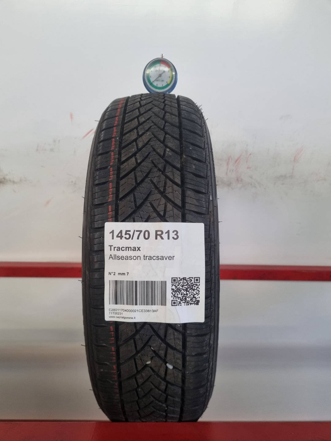 Gomma usata Tracmax Allseason tracsaver 145/70 R13 Quattro Stagioni - Capital Gomme