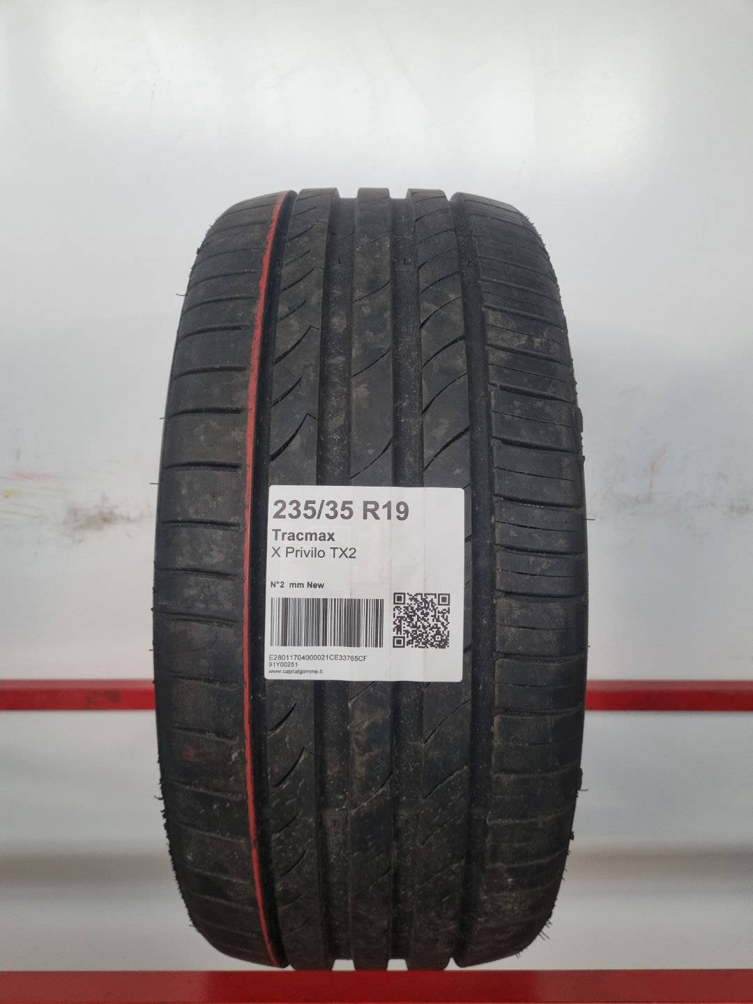 Gomma usata Tracmax X Privilo TX2 235/35 R19 Estiva - Capital Gomme