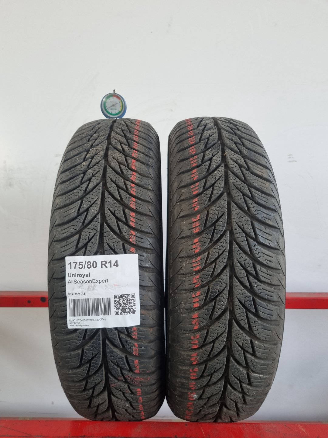 Pneumatico usato Uniroyal battistrada