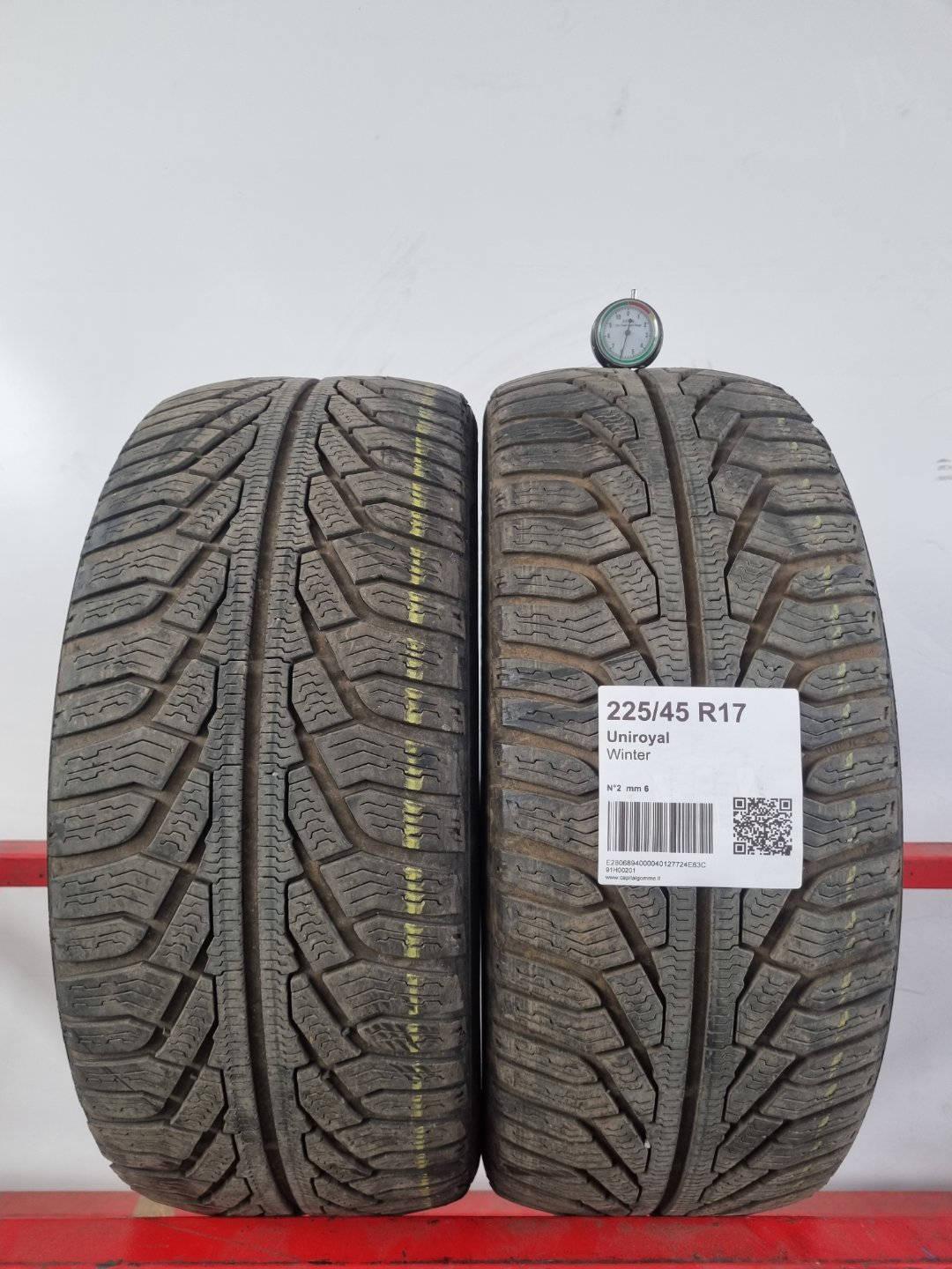 Pneumatico usato Uniroyal battistrada