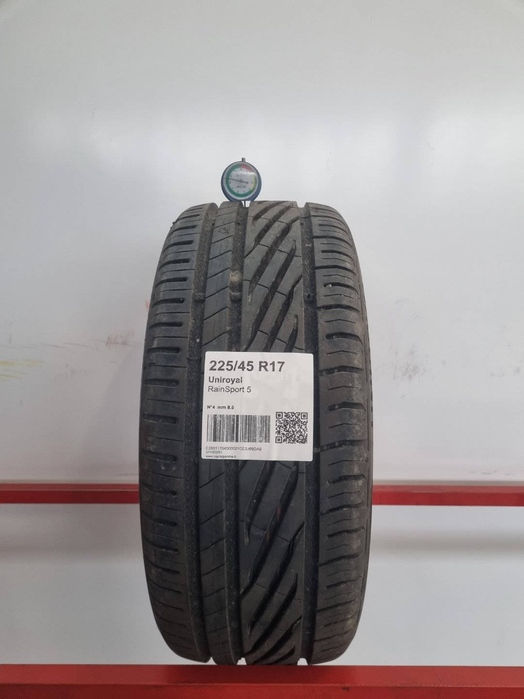 Gomma usata Uniroyal RainSport 5 225/45 R17 Estiva - Capital Gomme
