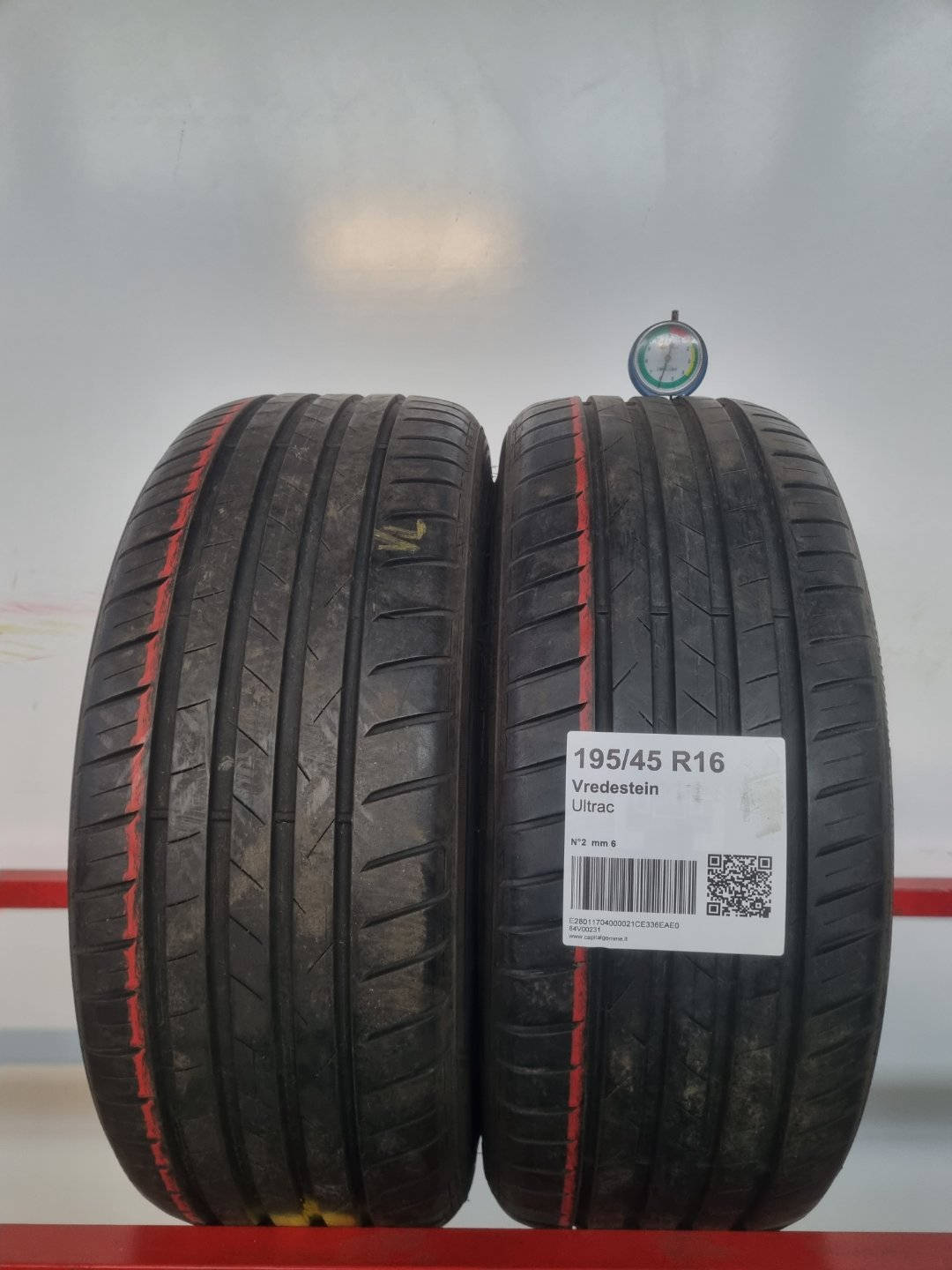 Pneumatico usato Vredestein battistrada