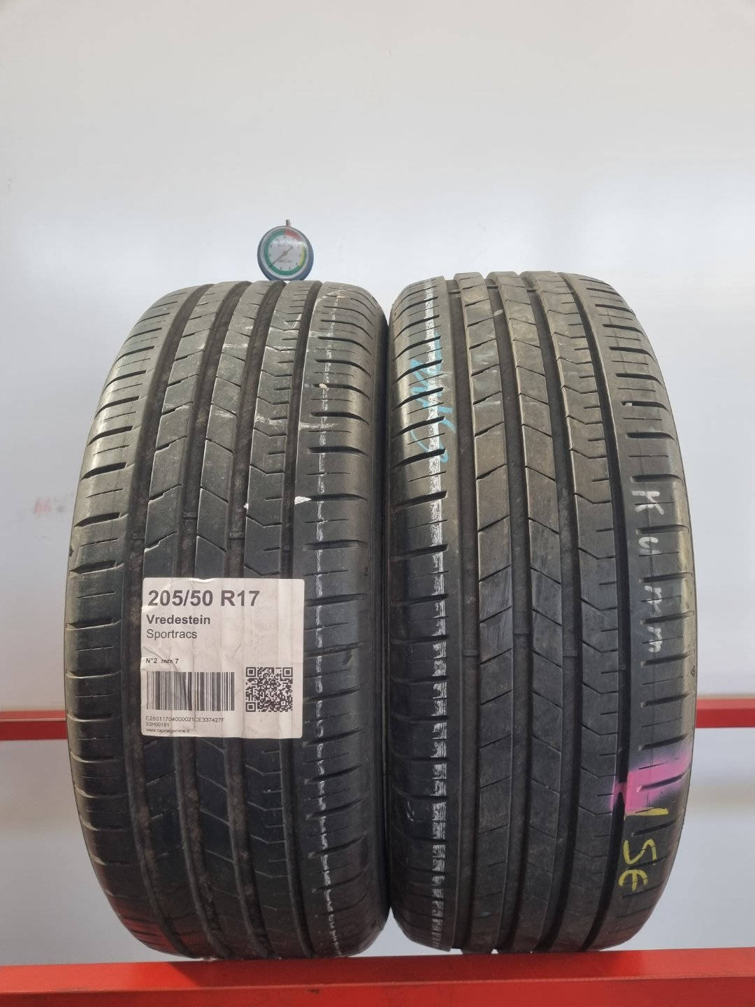 Pneumatico usato Vredestein battistrada