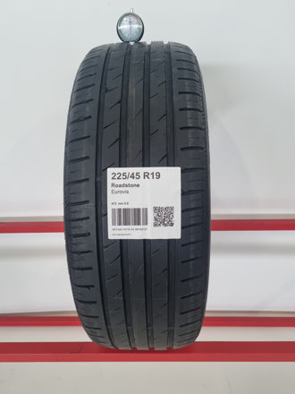 Gomma usata Roadstone Eurovis 225/45 R19 Estiva