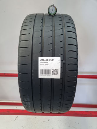 Gomma usata Yokohama Advan Sport 295/35 R21 Estiva