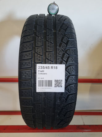 Gomma usata Pirelli Sottozero 235/45 R18 Invernale