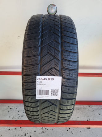 Gomma usata Pirelli Sottozero3 245/45 R19 Invernale