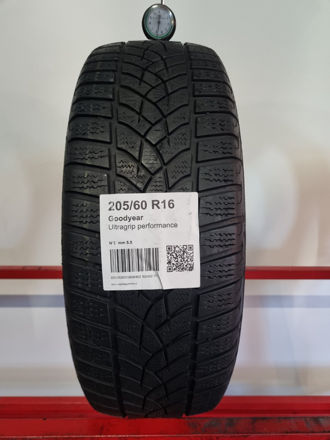 Gomma usata Goodyear Ultragrip performance 205/60 R16 Invernale