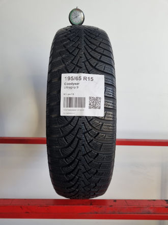 Gomma usata Goodyear Ultragrip 9 195/65 R15 Invernale