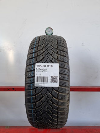 Gomma usata Bridgestone Blizzak LM005 195/50 R16 Invernale