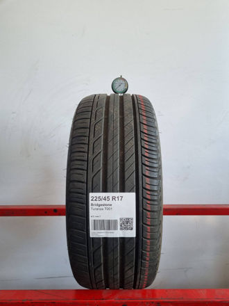 Gomma usata Bridgestone Turanza T001 225/45 R17 Estiva