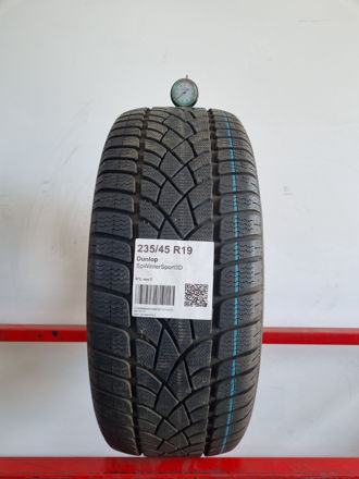 Gomma usata Dunlop SpWinterSport3D 235/45 R19 Invernale