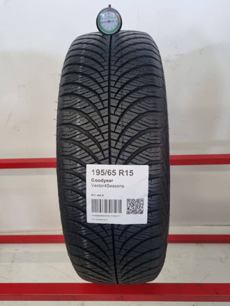 Gomma usata Goodyear Vector4Seasons 195/65 R15 Quattro Stagioni